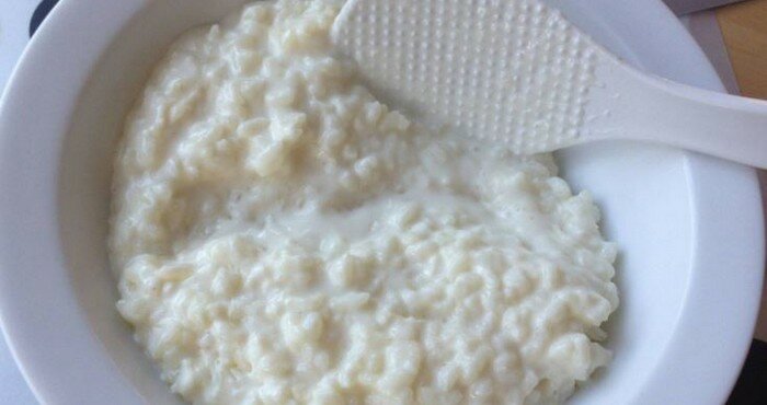 Рисовая каша на сухом молоке в мультиварке
