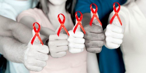 на сегодняшний день к людям заражёнными ВИЧ-инфекцией, по-прежнему, остаётся отношение предвзятое и до конца не понятое
