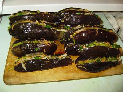 Квашеные баклажаны фаршированные овощами