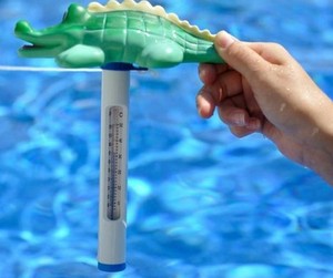 Измерение температуры воды в ванной