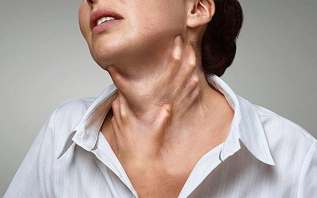 Удушье в области щитовидной железы
