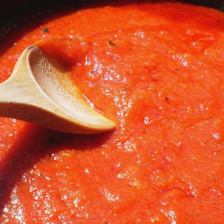 Ароматная томатная подлива для гречки