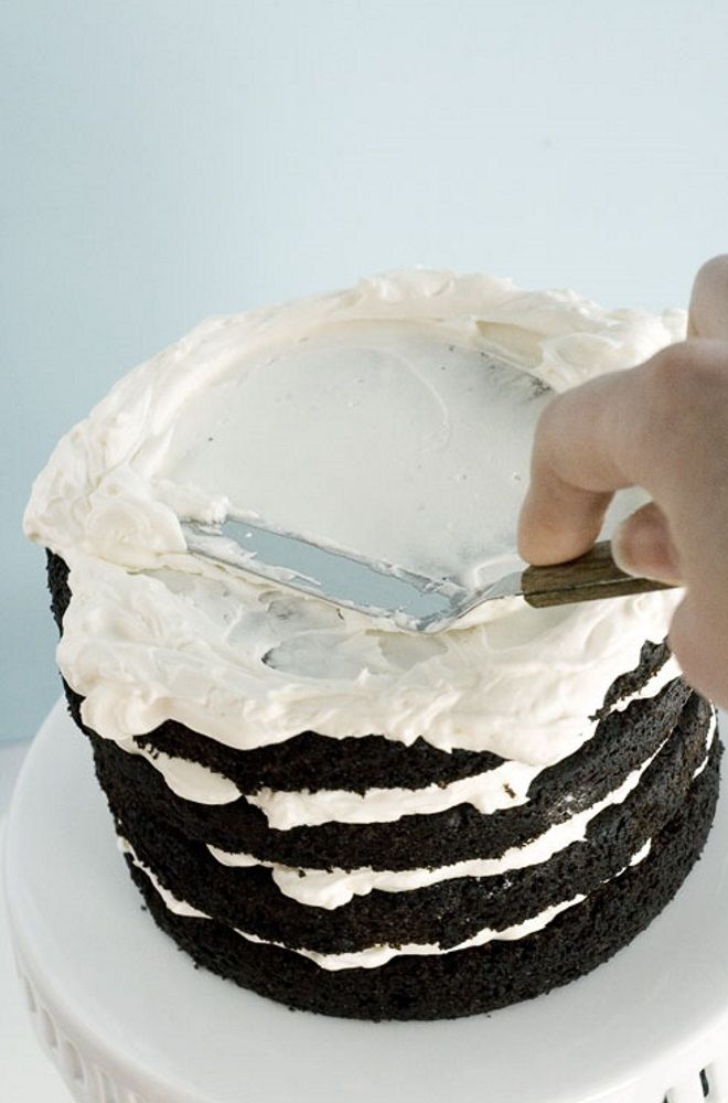 как выровнять торт кремом отодвинуть