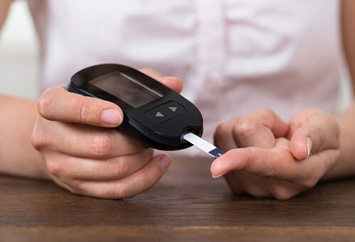 Diabetic Glucometer Blood sugar level testing kit