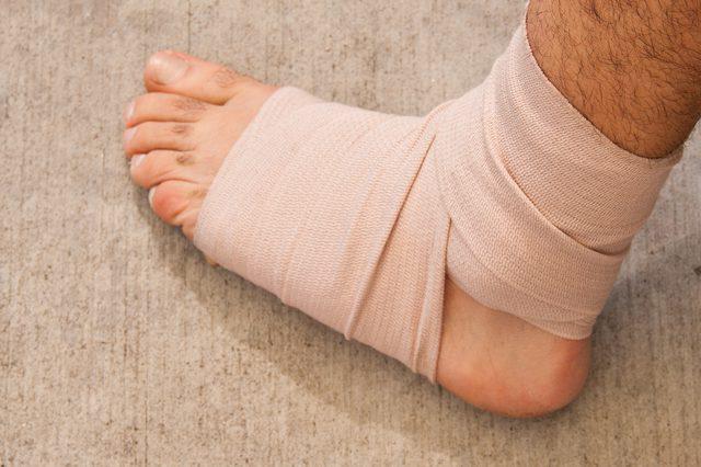 как понять порваны ли связки на ноге